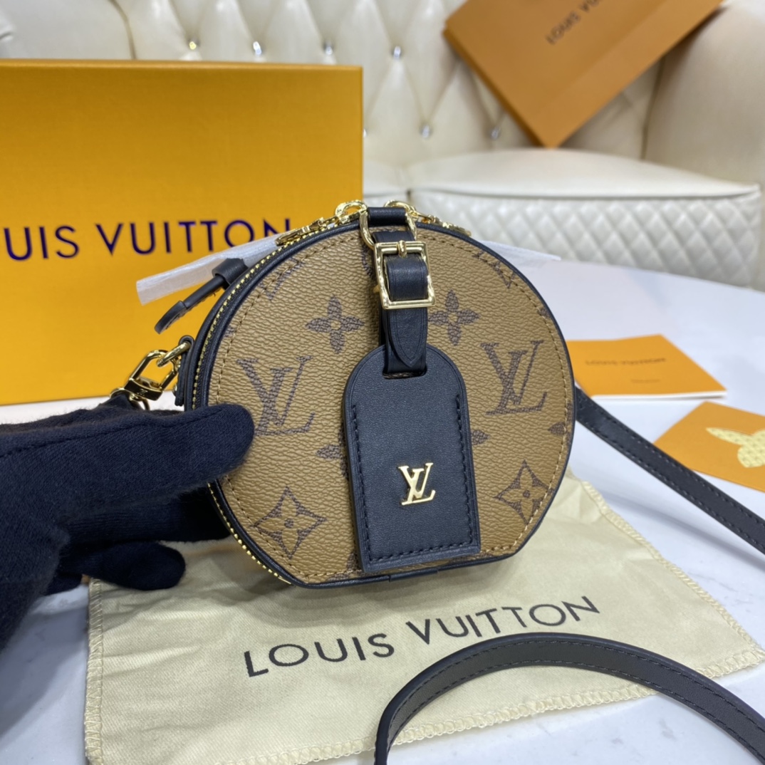 Louis Vuitton MINI BOITE CHAPEAU Handbag Monogram M68276